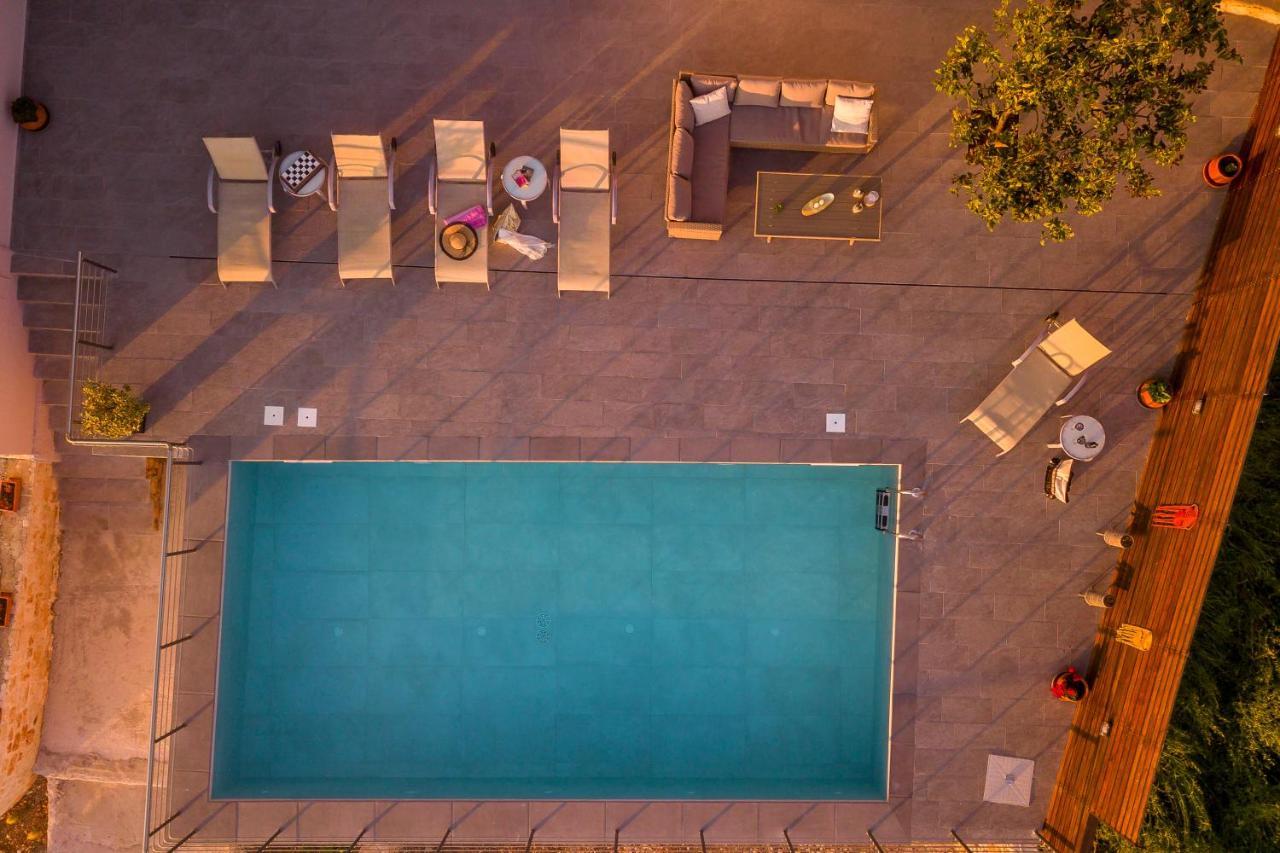 The View Villa Maries  Bagian luar foto