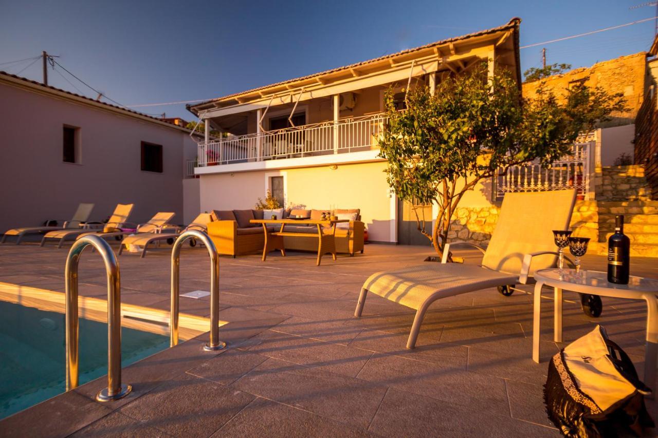 The View Villa Maries  Bagian luar foto