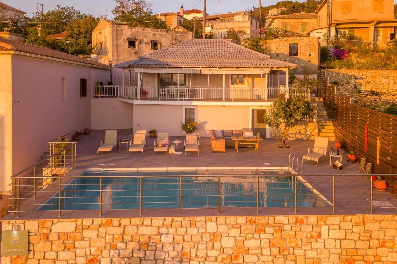 The View Villa Maries  Bagian luar foto