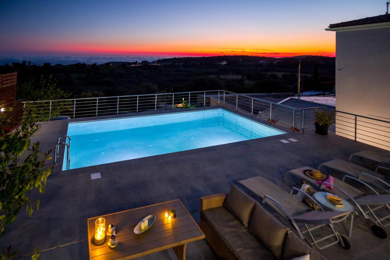 The View Villa Maries  Bagian luar foto